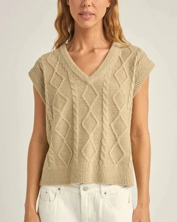 Juni Sweater Vest in Latte