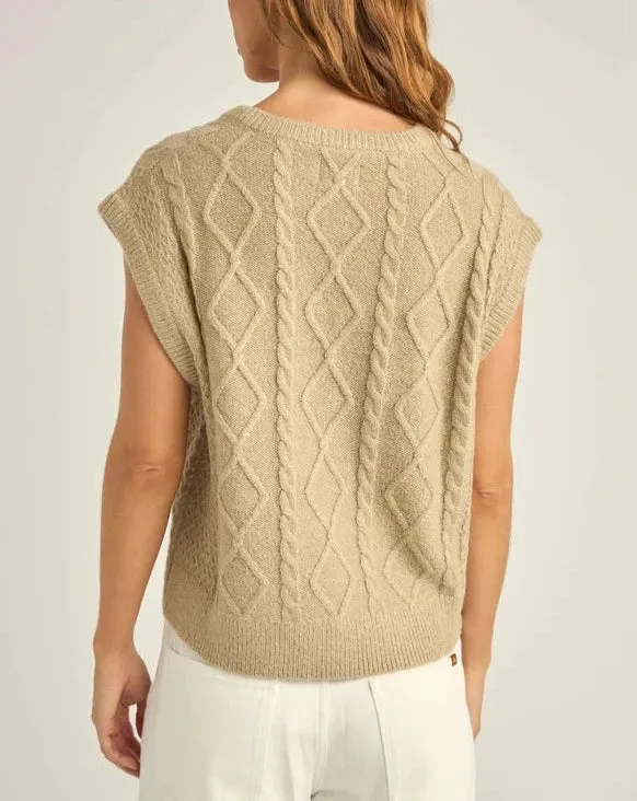 Juni Sweater Vest in Latte