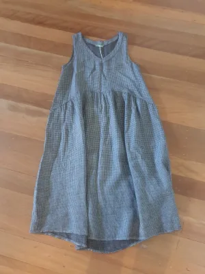 LINEN GINGHAM SLEEVELESS DRESS