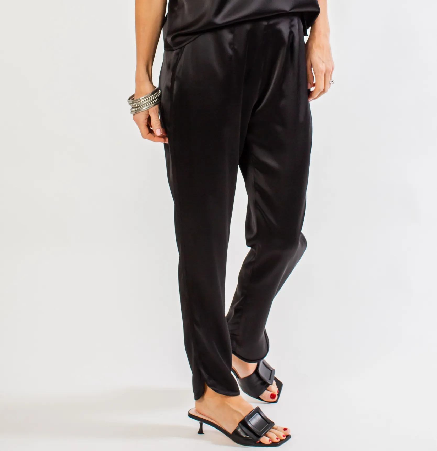 Taylor Tailored Tuxedo Silky Pant