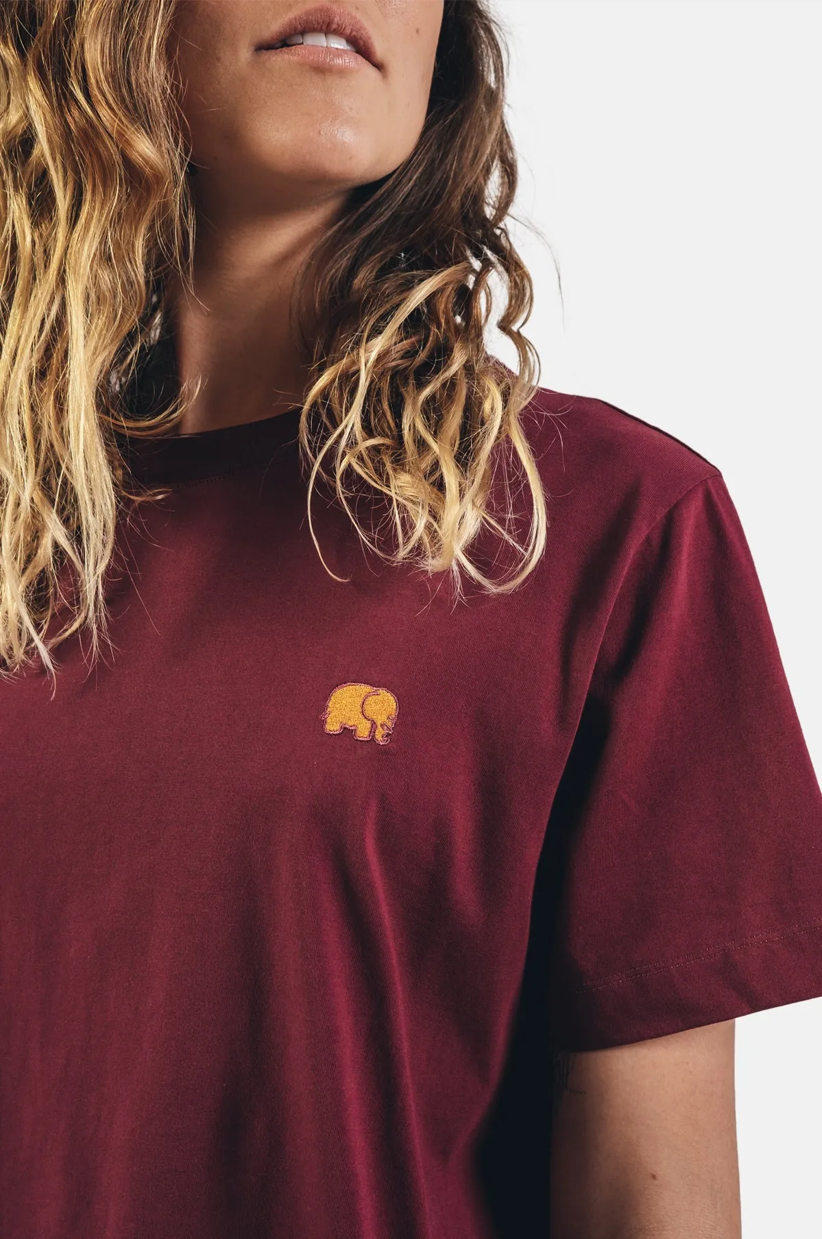 Women's Organic Essential T-Shirt Burgundy